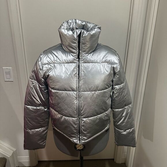 Jackets & Blazers - Gap big puffer silver